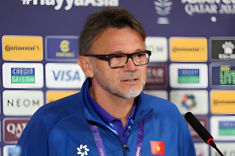 HLV Philippe Troussier, HLV Troussier, đội tuyển Việt Nam